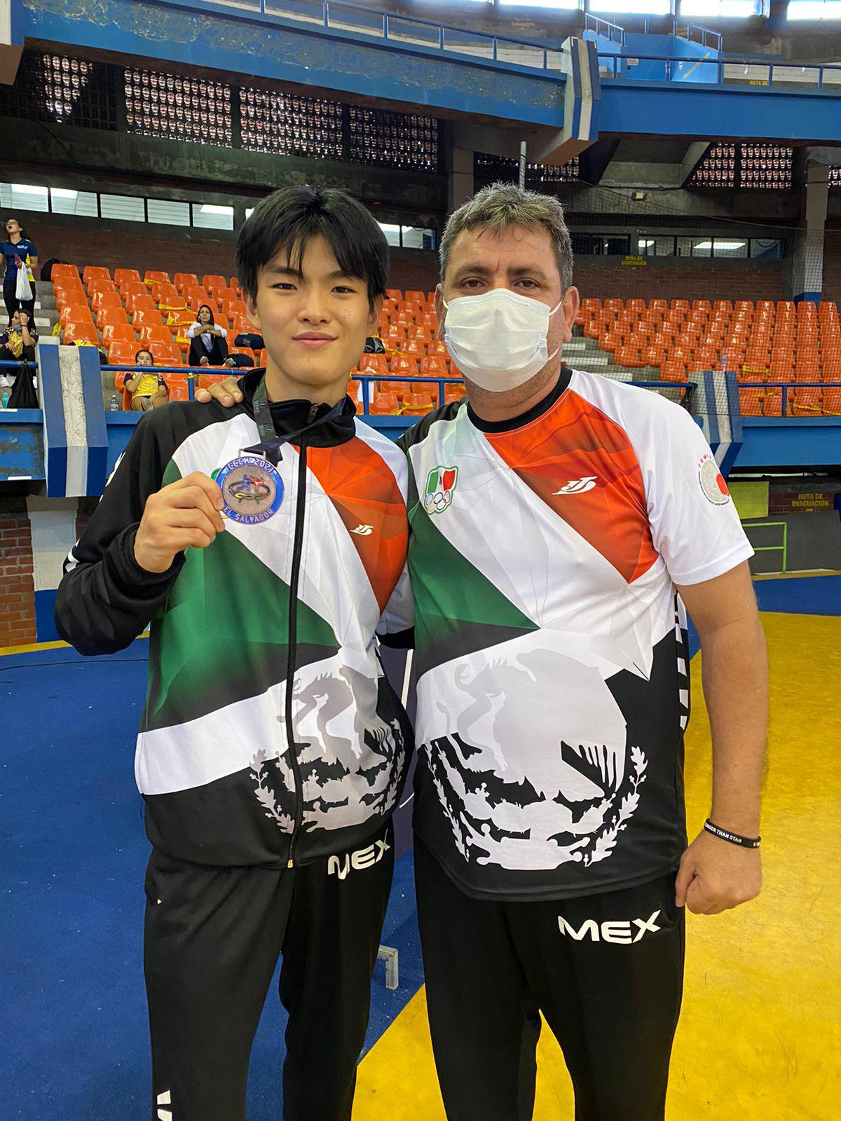 $!Hiroto Yoshii da a Mazatlán la tercera medalla en Centroamericano y del Caribe Mayor de Karate