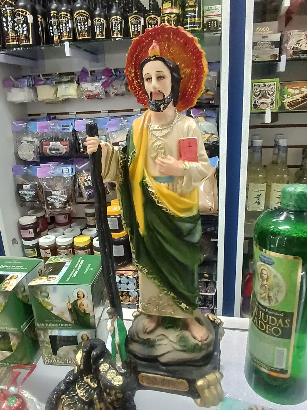 $!En el Mercado Pino Suárez festejan al Santo de las Causas Difíciles