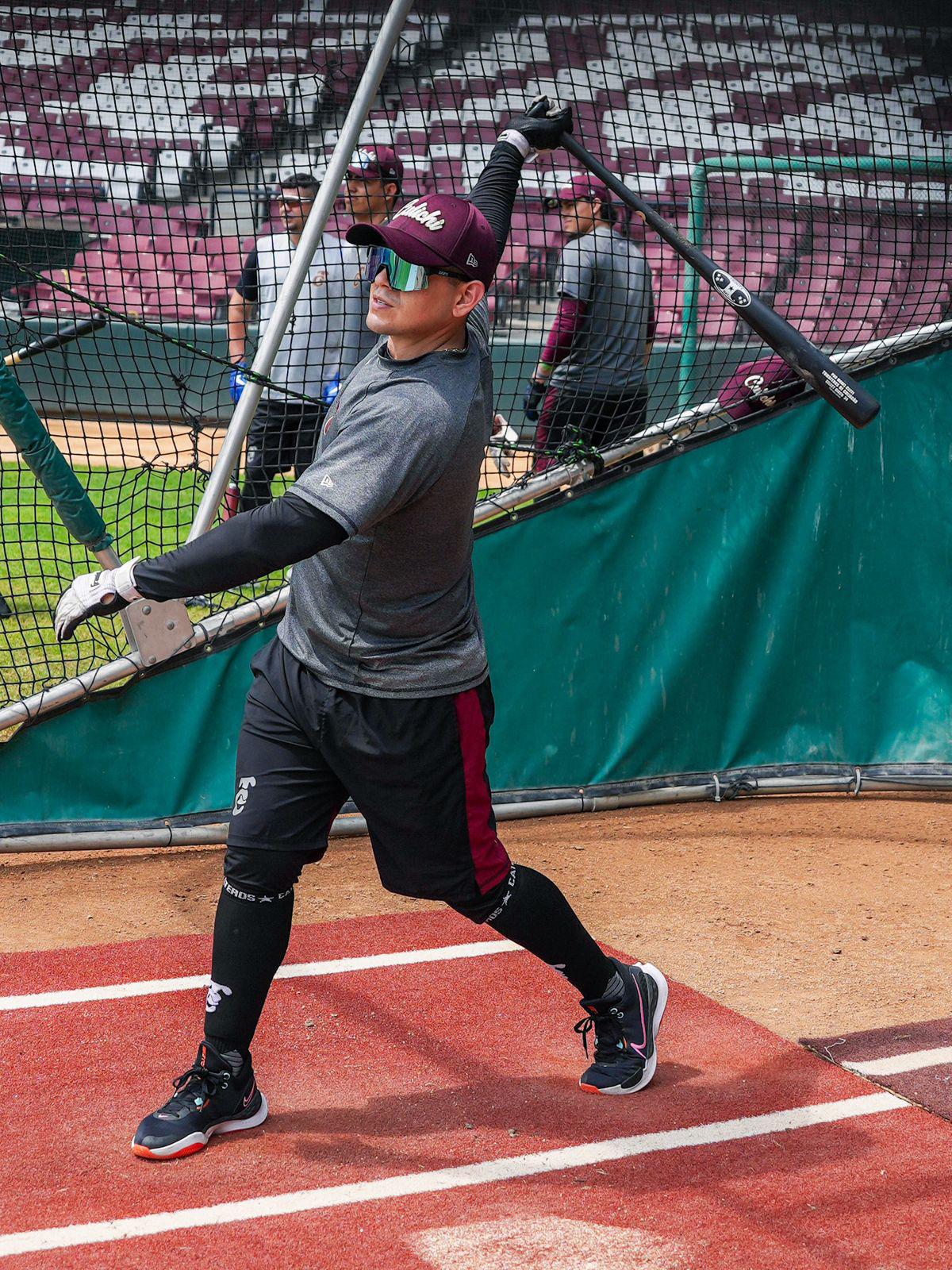 $!Dariel Álvarez y David Gutiérrez reportan a la pretemporada de Tomateros de Culiacán