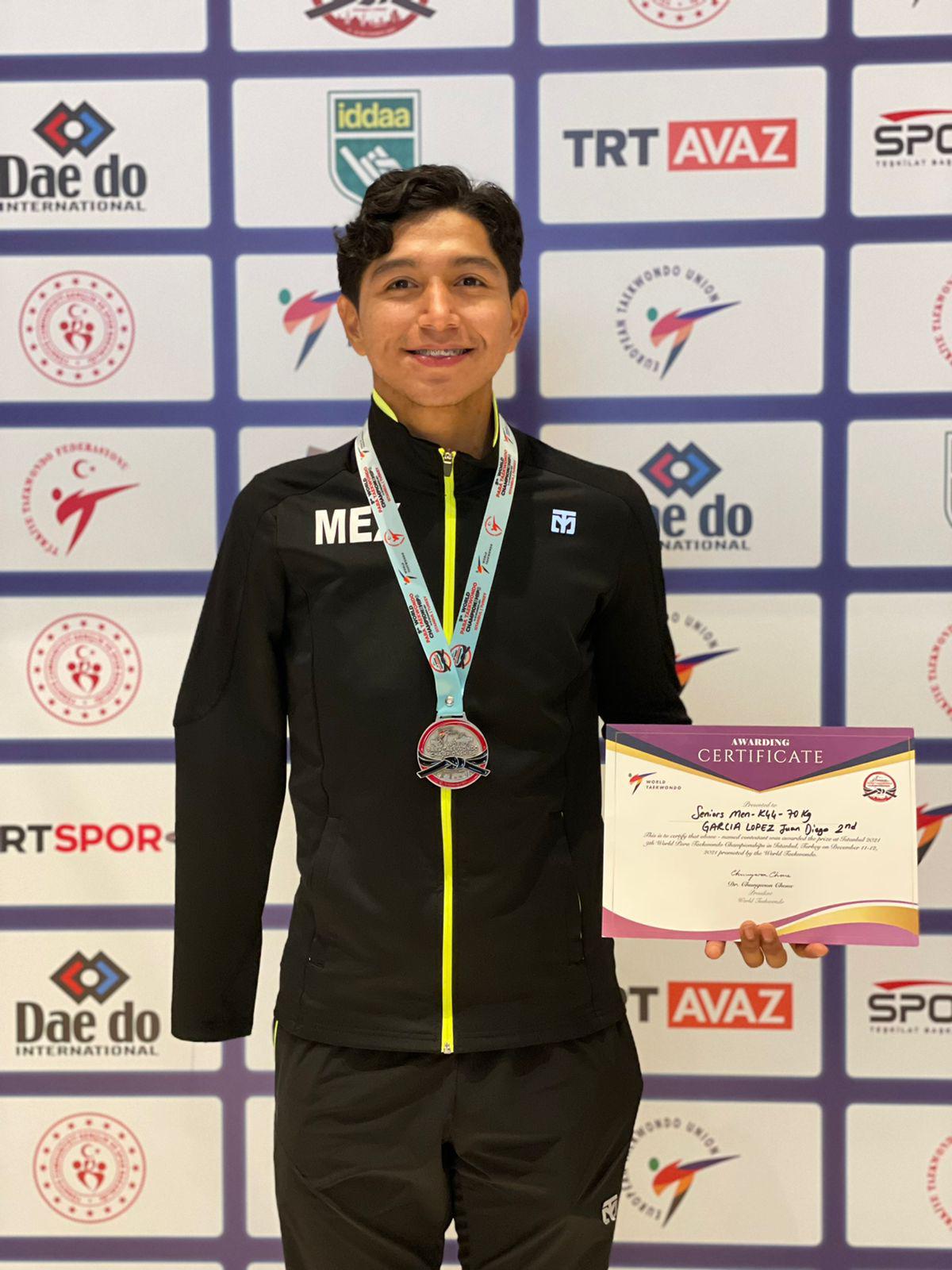 $!Sinaloense Juan Diego García se cuelga la plata en Mundial de ParaTaekwondo, en Turquía