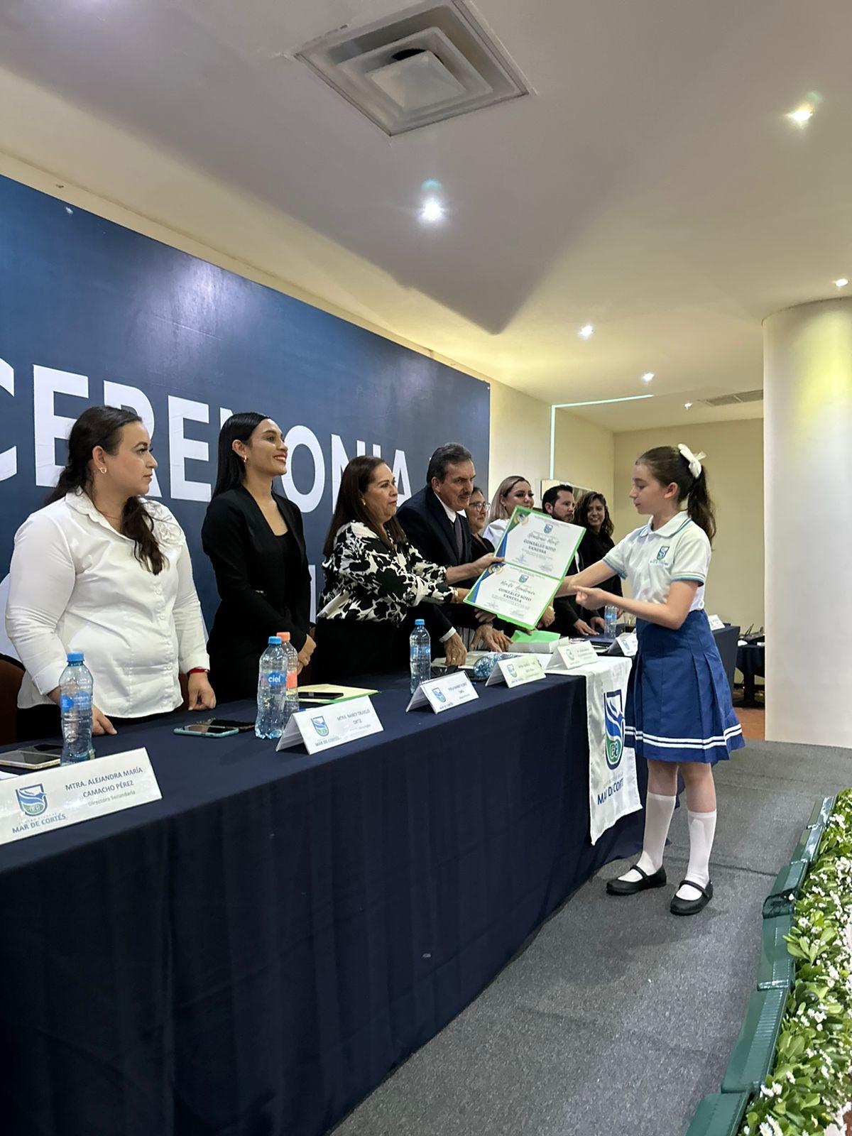 $!Vanessa González Soto, alumna de Excelencia de Quinto grado de primaria.