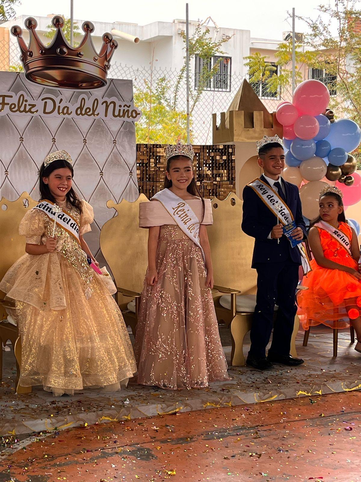 $!Ximena II durante los festejos del cortejo real.