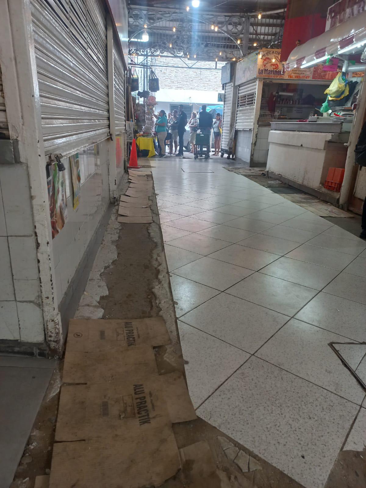 $!Reinician trabajos en el interior del Mercado Pino Suárez, en Mazatlán