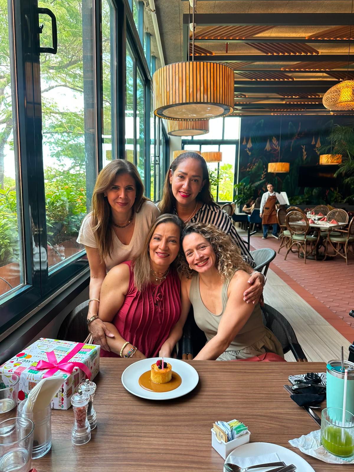 $!Nancy Bátiz, Mónica Soria y Claudia Suárez.