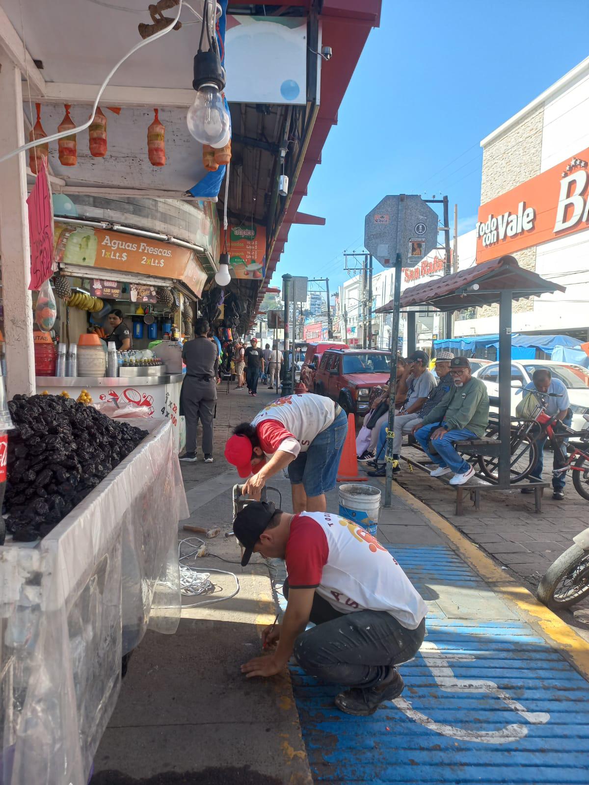 $!Reinician trabajos en el interior del Mercado Pino Suárez, en Mazatlán