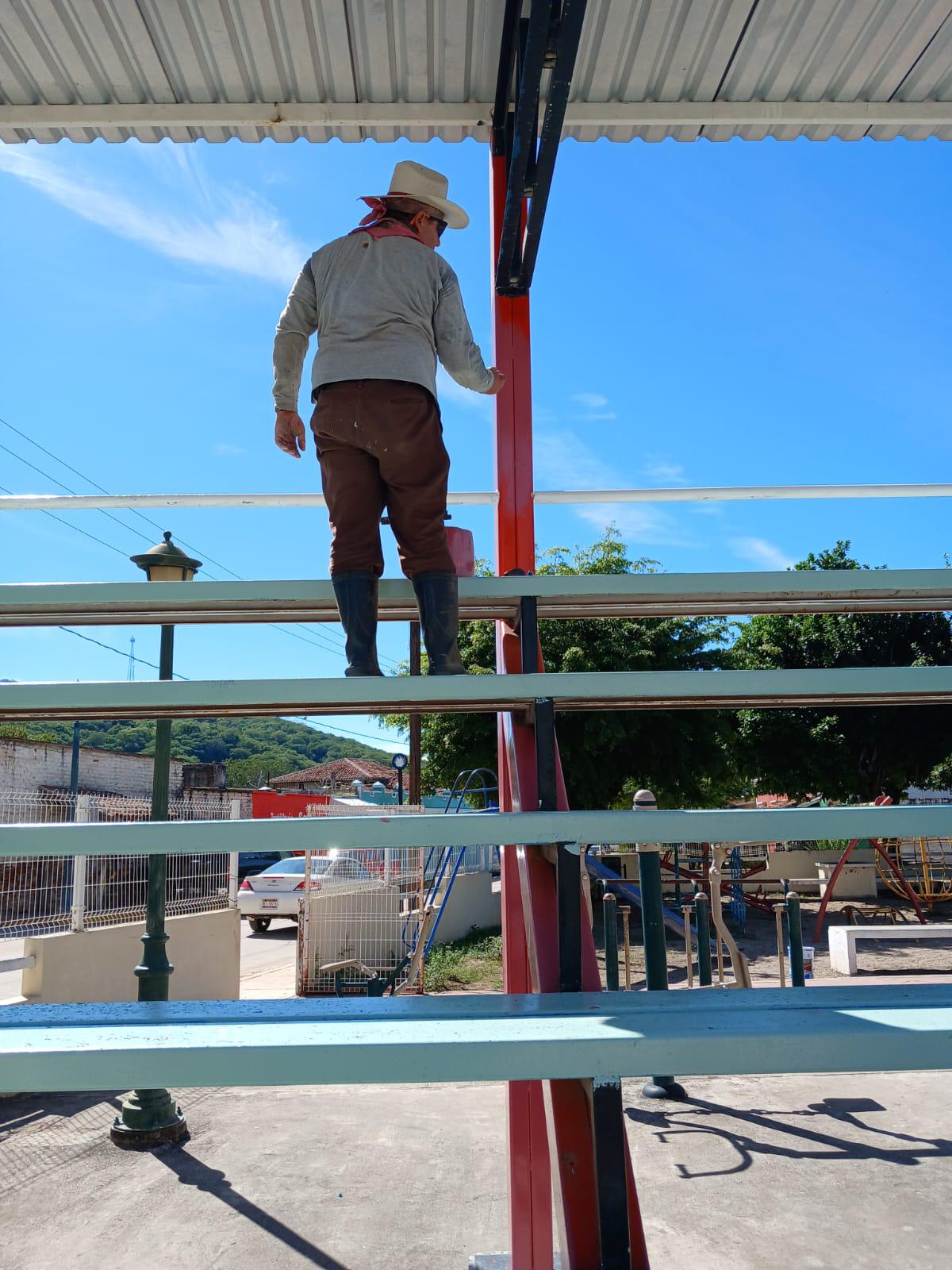 $!Le dan giro de 180 grados a la cancha de La Noria