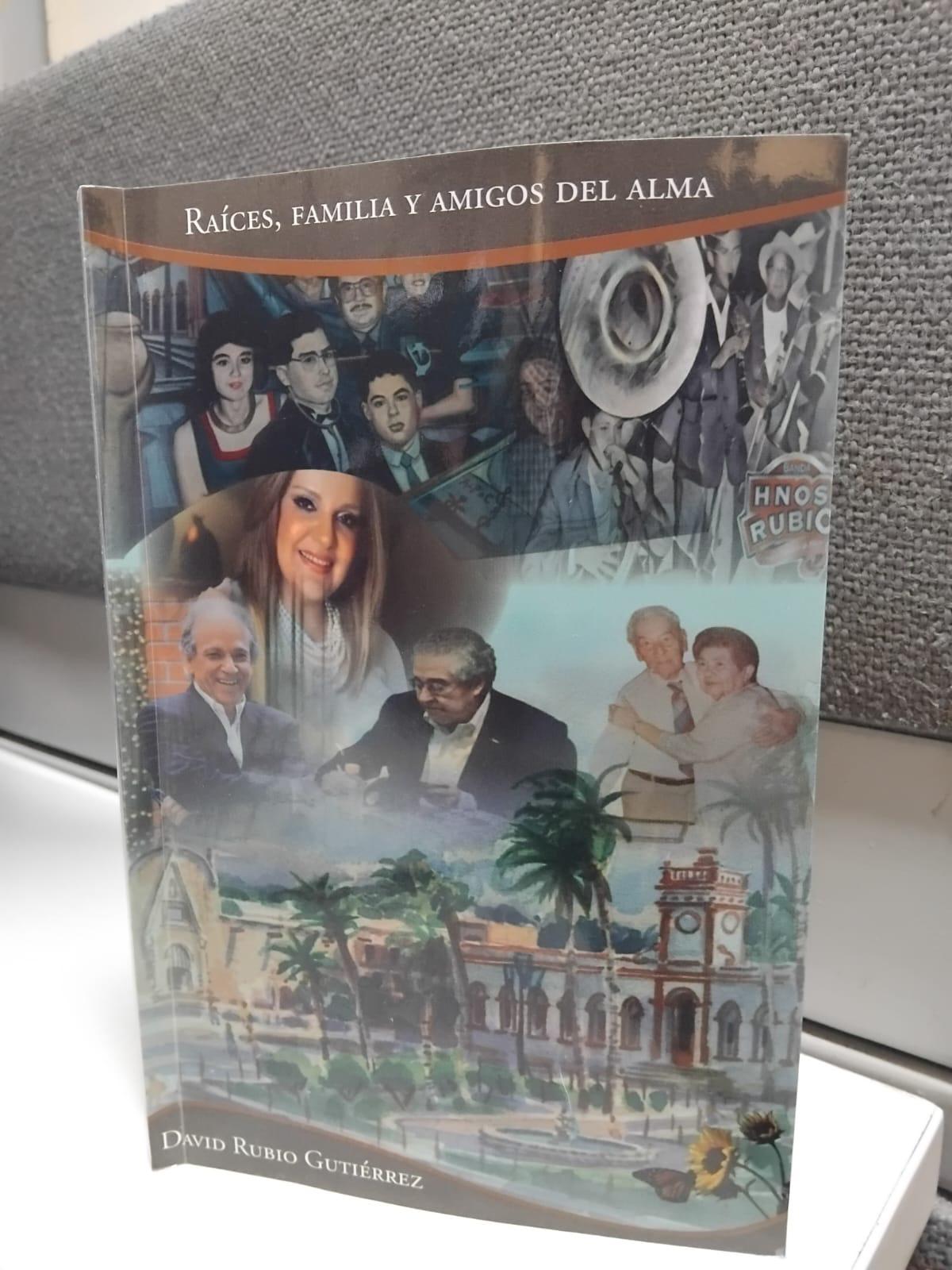 $!El libro está dividido en siete capítulos.