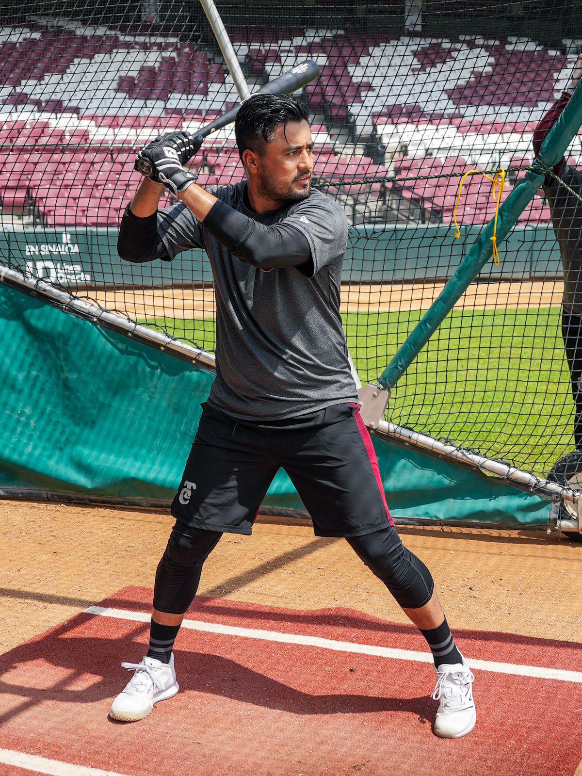 $!Dariel Álvarez y David Gutiérrez reportan a la pretemporada de Tomateros de Culiacán