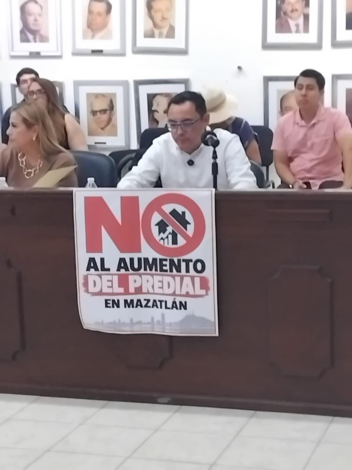 $!Aprueban entre polémica solicitar al Congreso del Estado actualización del 3.94% al predial en Mazatlán