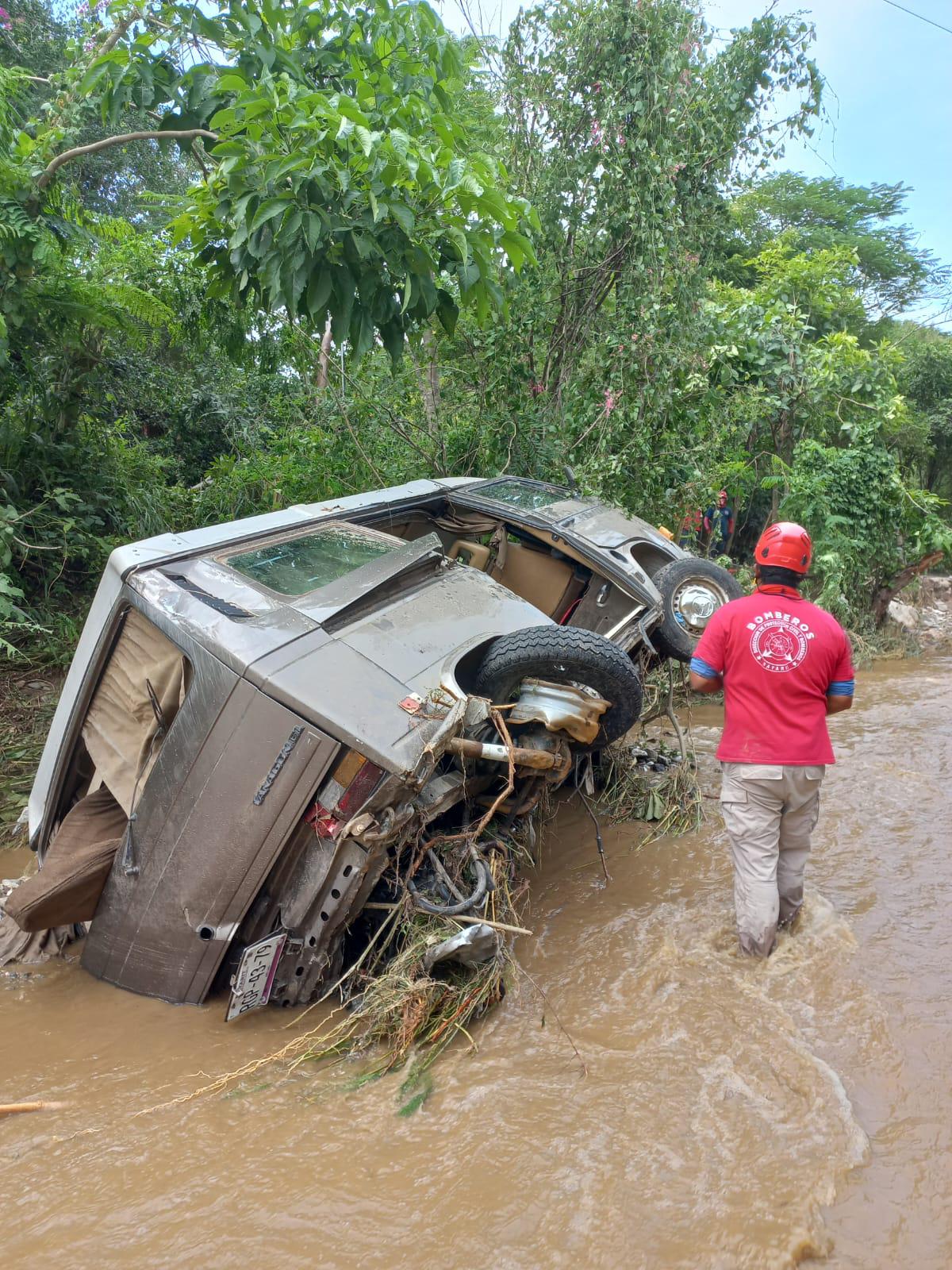 $!Sube a tres los muertos en Nayarit por el paso del huracán Roslyn; además de cuantiosos daños