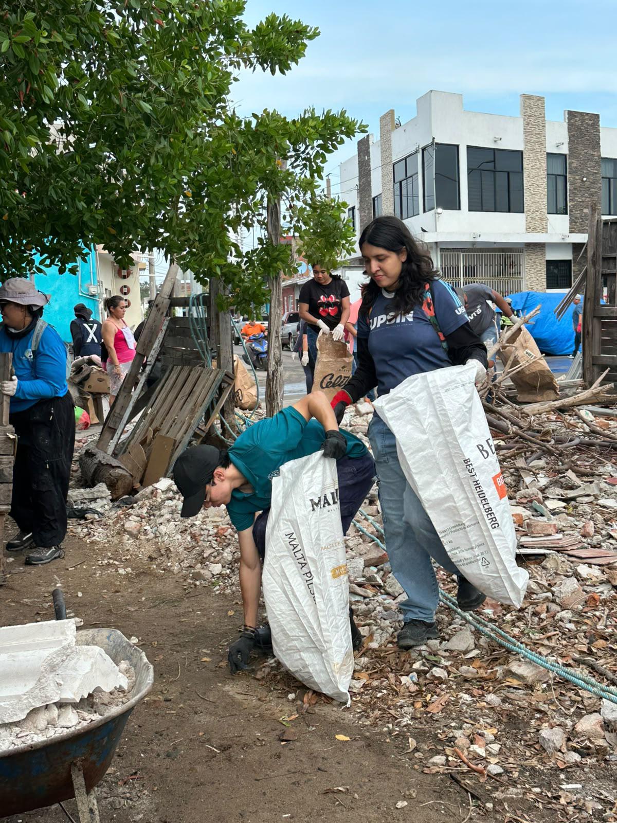 $!Impulsan participación juvenil en el cuidado de los manglares