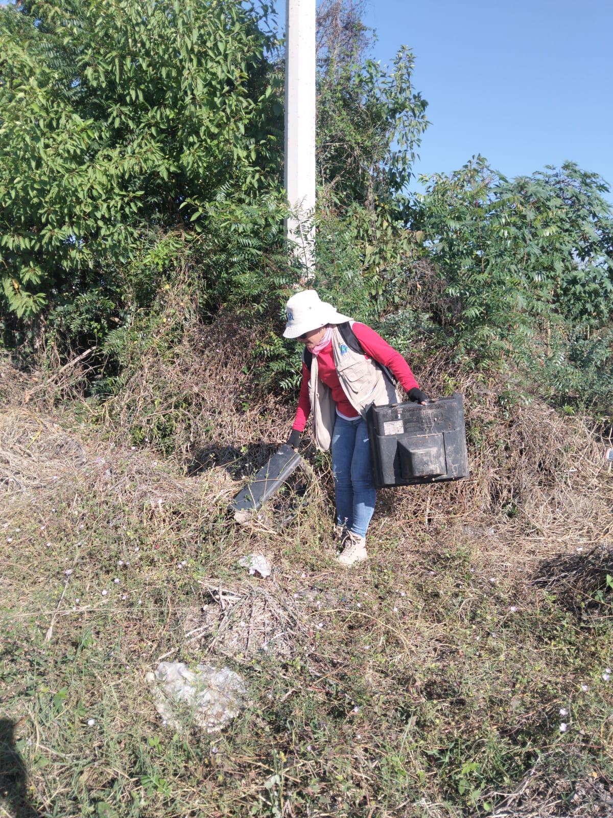 $!Recogen 12 toneladas de cacharros en Escuinapa