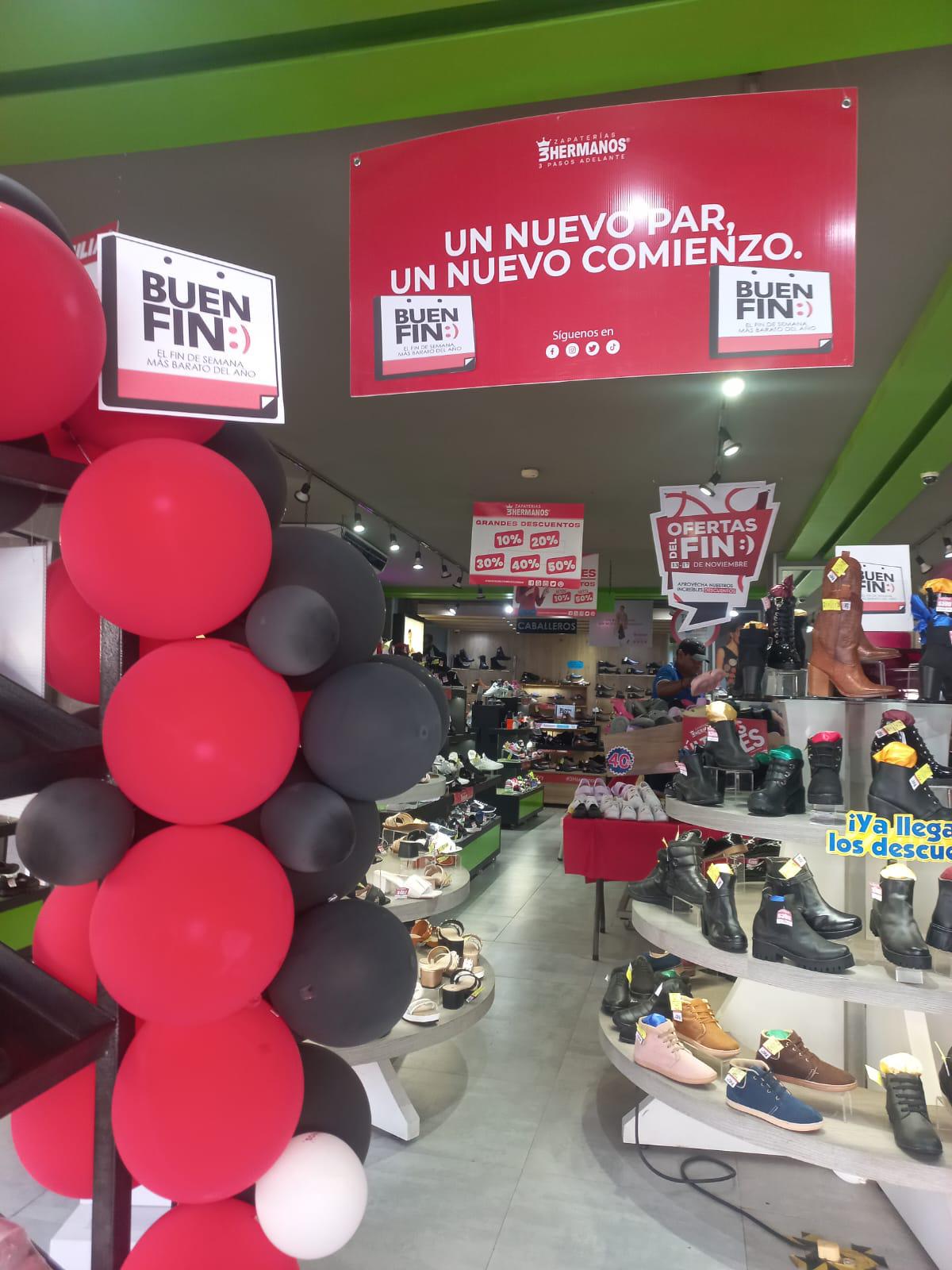 $!En el arranque del Buen Fin, comercios del Centro de Mazatlán reportan buena afluencia