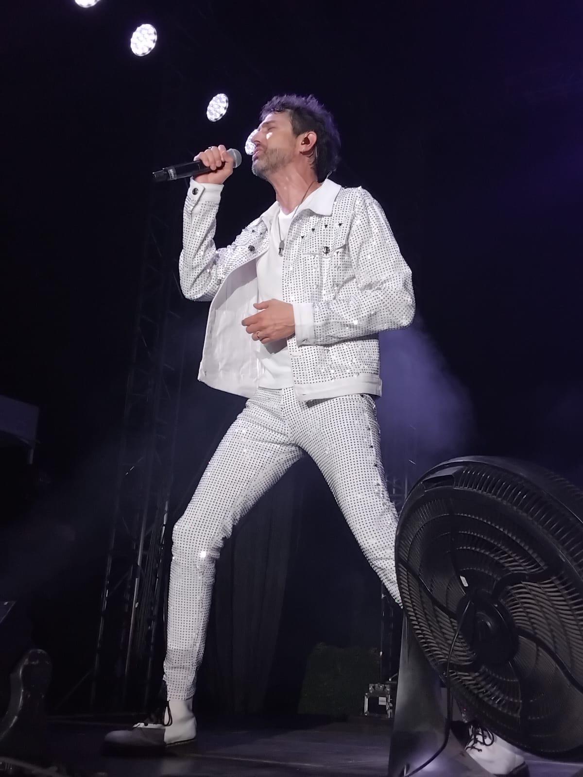 $!Al ritmo de los 90s Pop Tours celebran sinaloenses ser mexicano