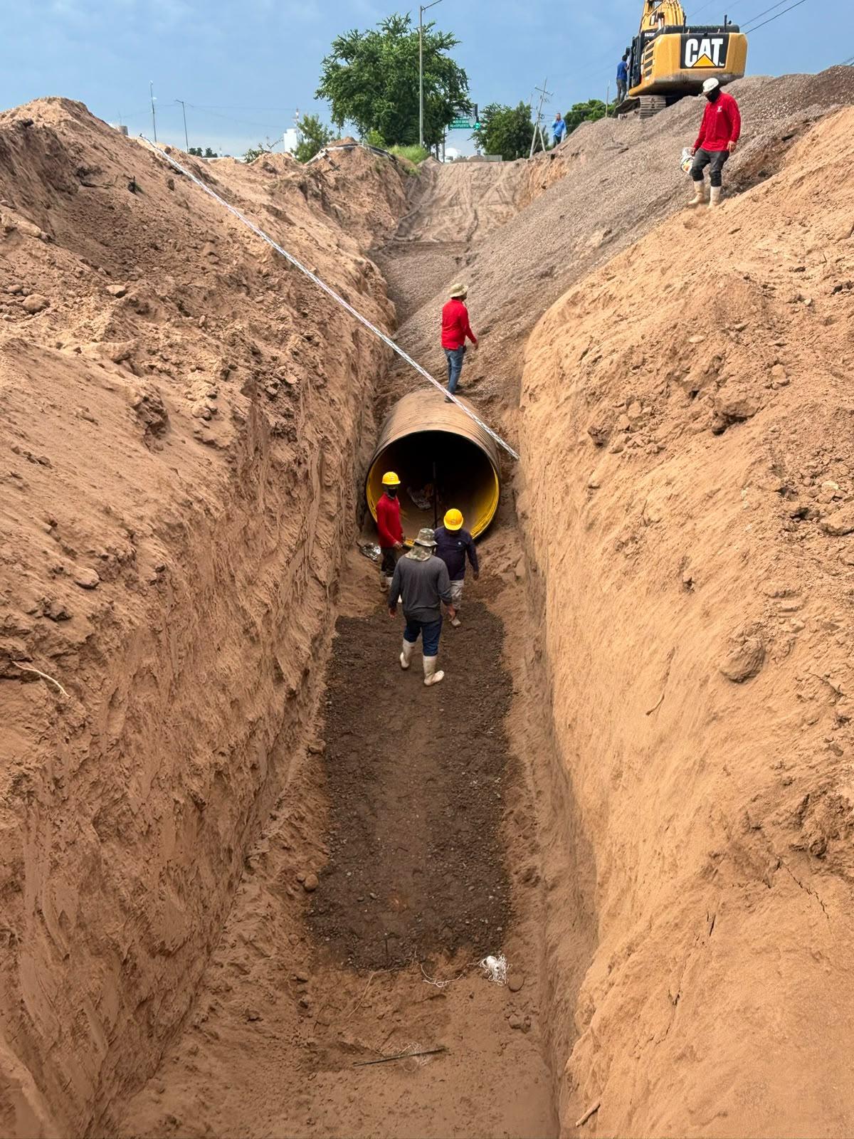 $!Rehabilitan emisor Rubí con 30% de avance en Culiacán; esperan culminar en diciembre