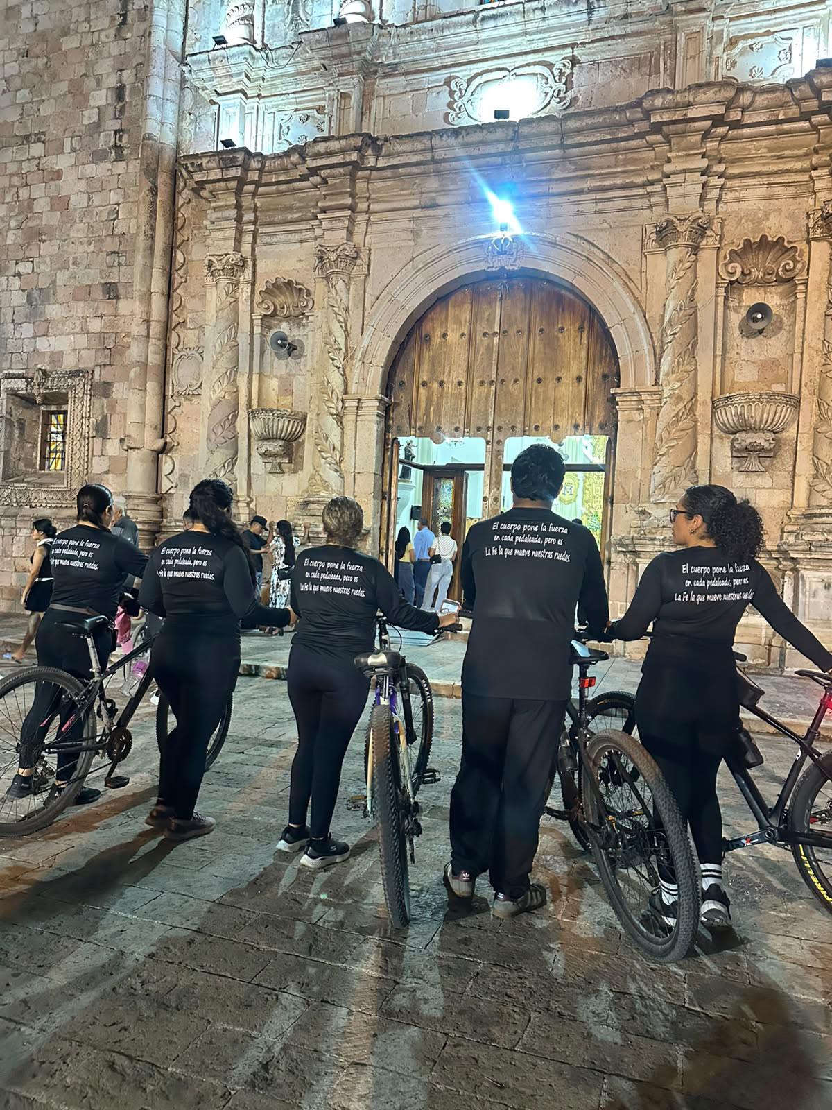 $!Ciclistas peregrinan desde Agua Verde en honor a la Virgen del Rosario