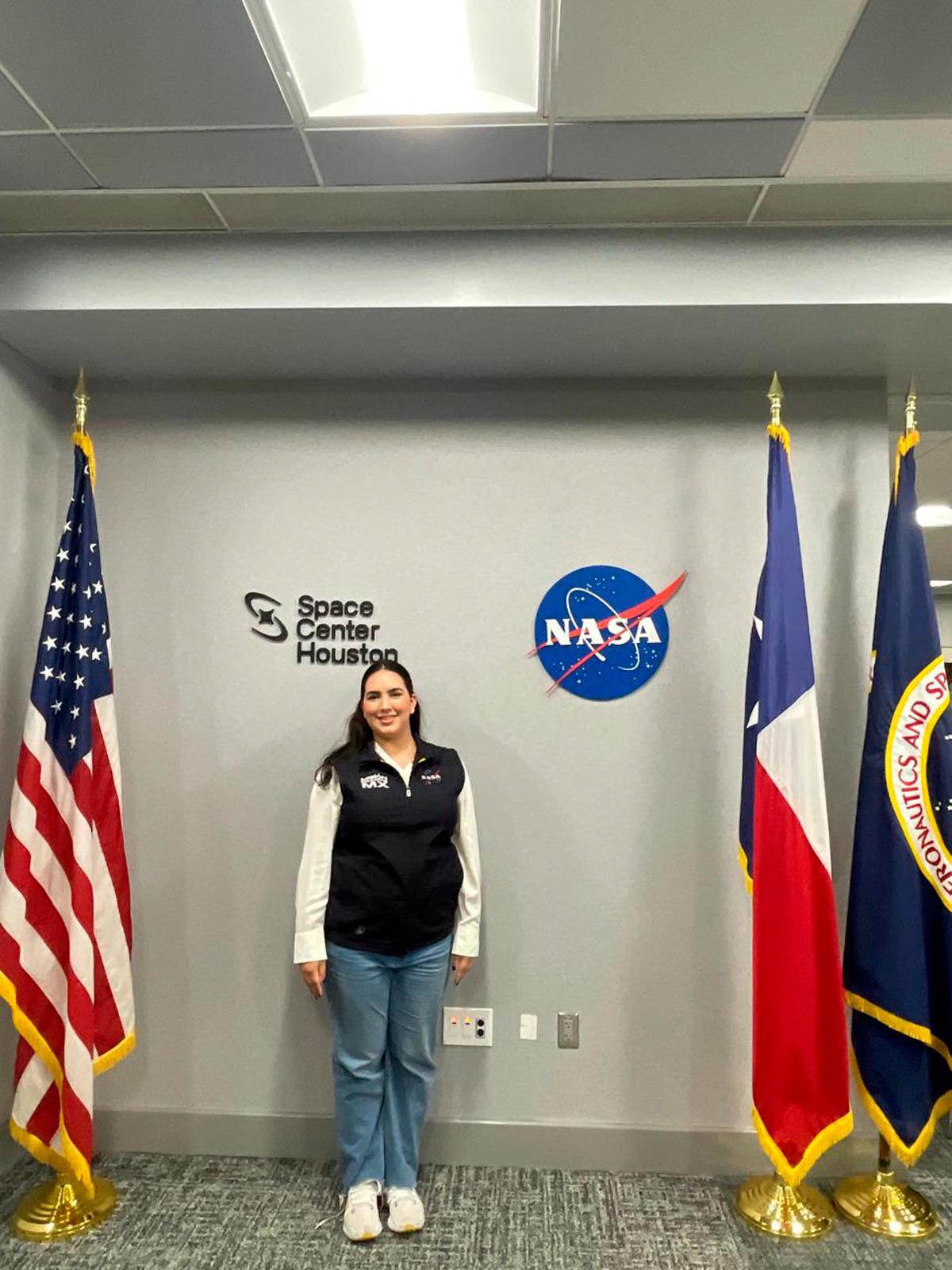 $!Estudiante de Economía de la UAS participa en capacitación de la NASA en Houston