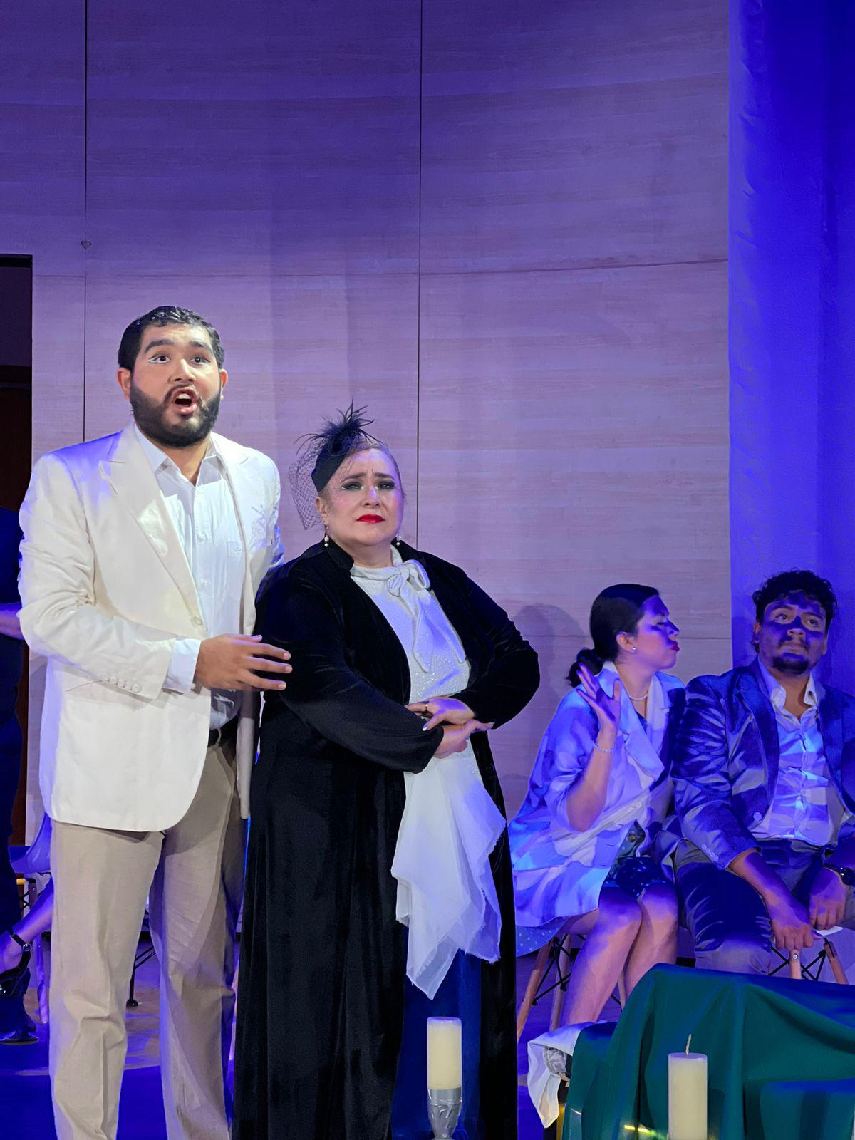 $!La cantante ha llevado su talento a escenarios de distintas ciudades de México.