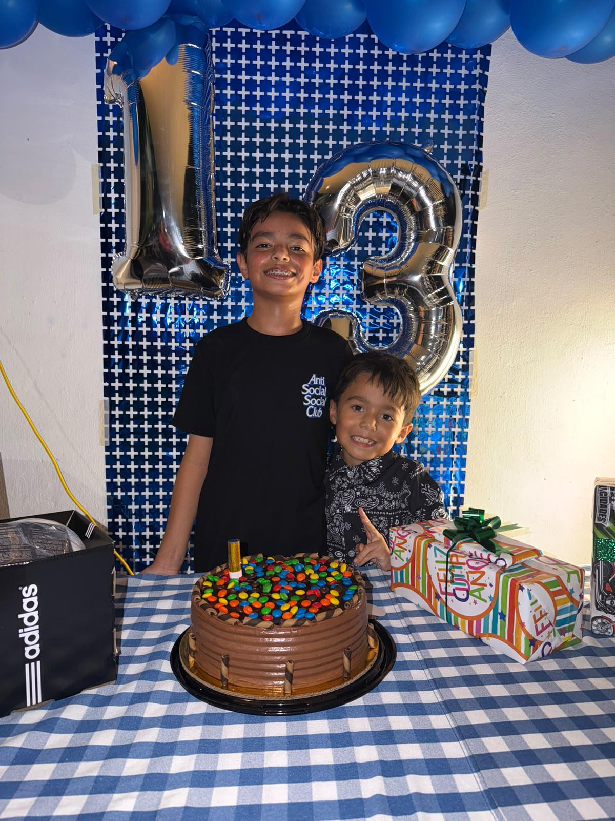 $!José Luis junto a su hermano Héctor Daniel.