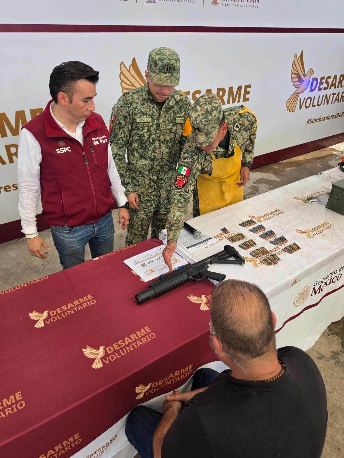 $!Programa de desarme voluntario ha retirado más de 260 mil artefactos del País, 5 mil en Sinaloa
