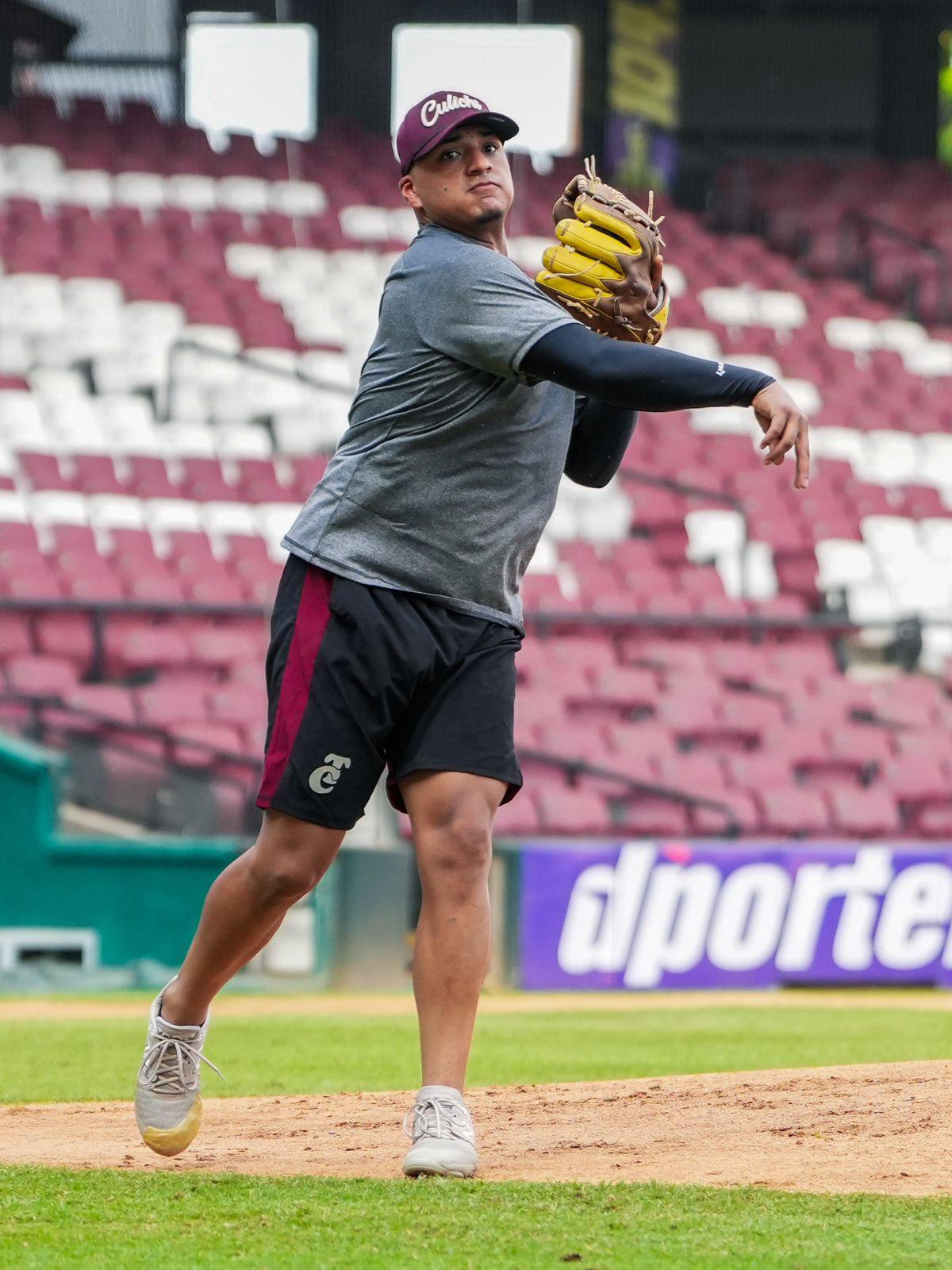$!Se nutre el campamento de entrenamiento de Tomateros de Culiacán