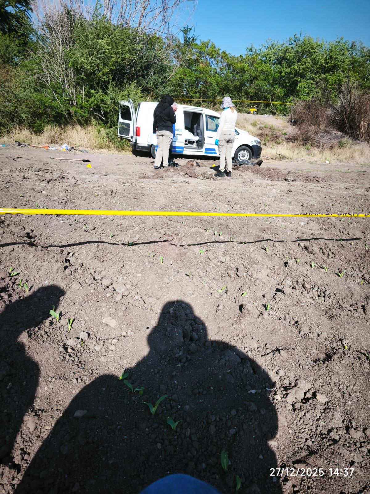 $!Hallan 4 cuerpos en fosa clandestina en El Alhuate, al sur de Culiacán