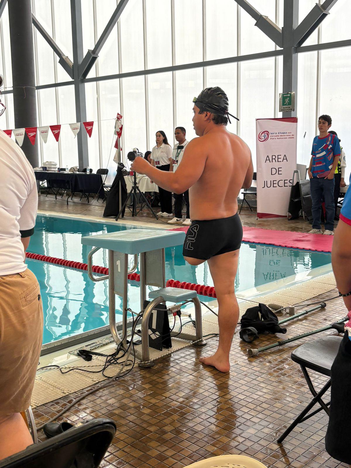 $!Capturan mazatlecos 13 medallas en el Circuito Mexicano de Paranatación