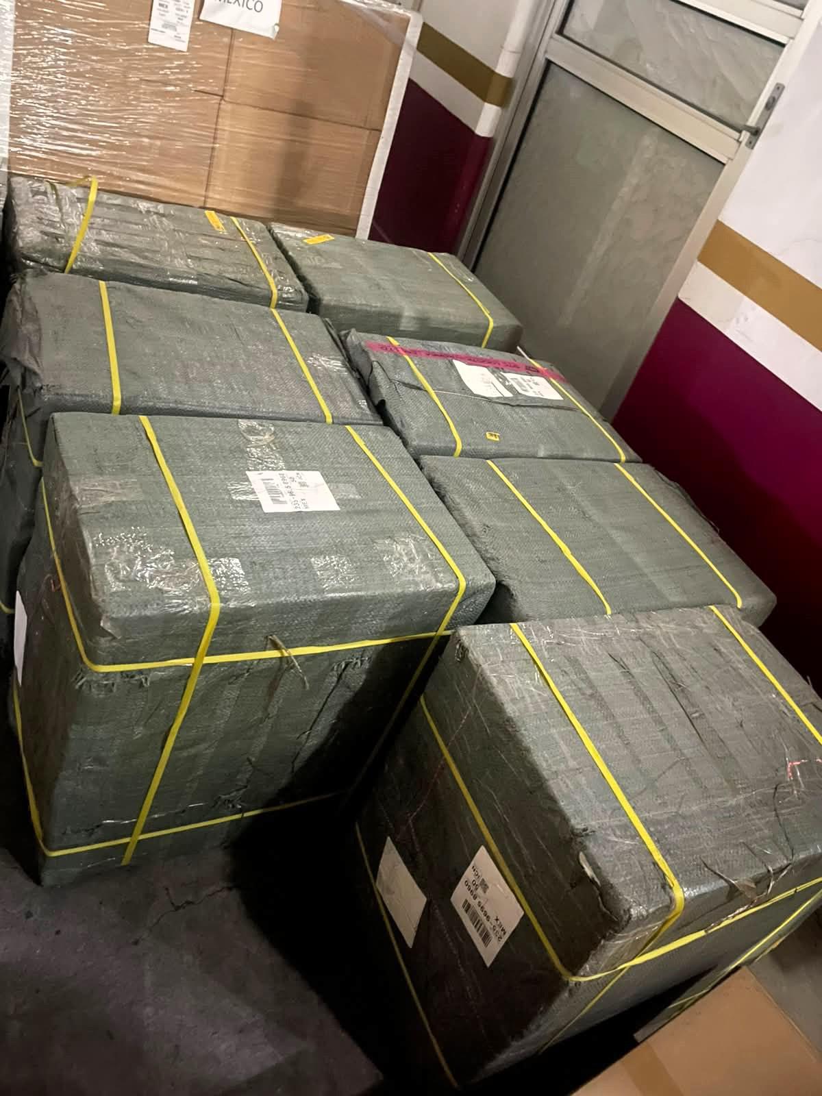 $!Aseguran más de 1.2 millones de cigarrillos presuntamente apócrifos, procedente de Corea, en el AICM