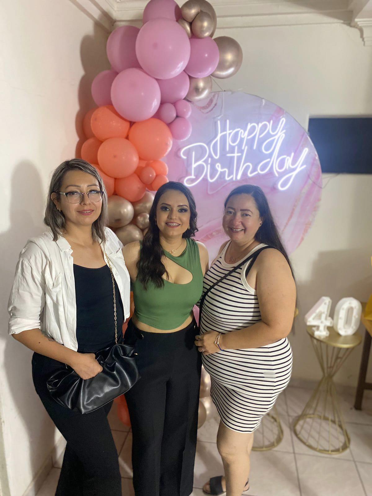 $!Con Graciela Palomar e Idalia Medina.