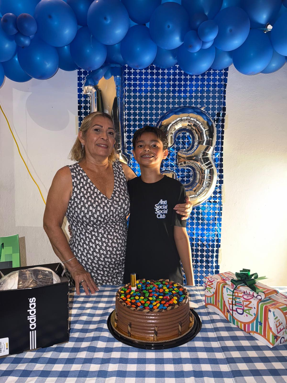 $!Aurea Rodríguez de Portillo con su nieto.