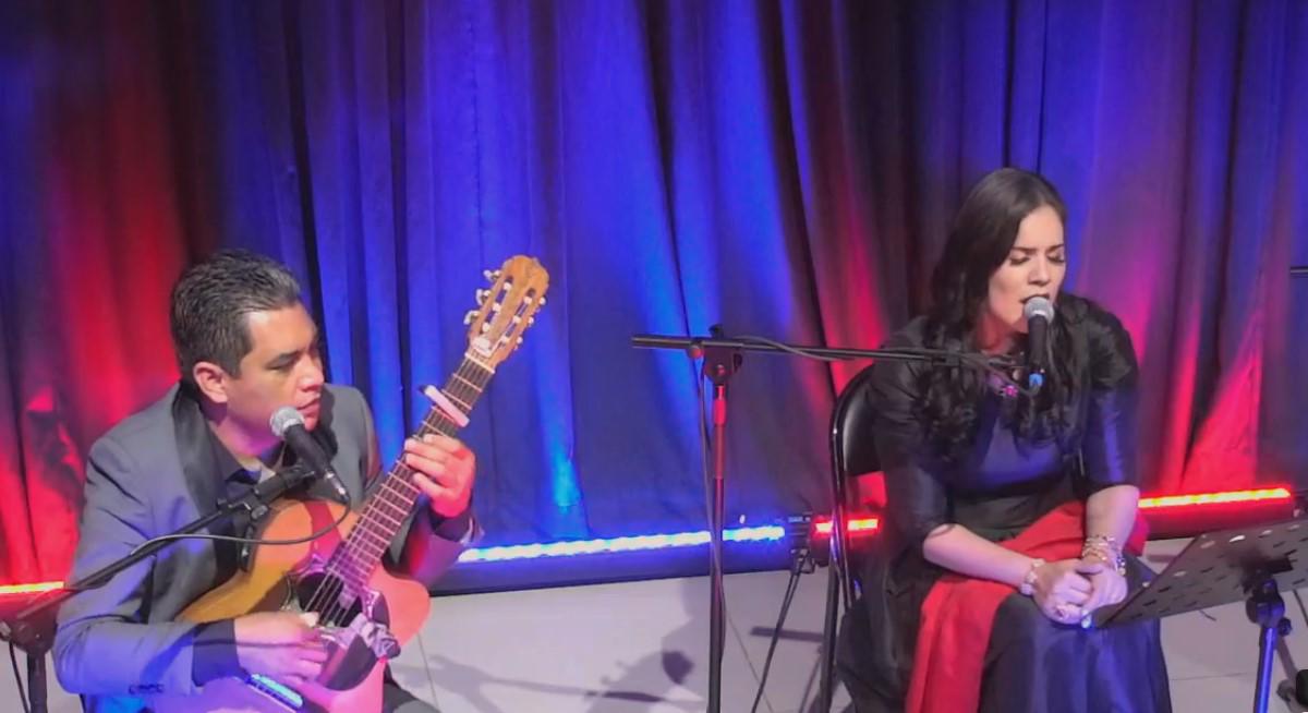 $!La agrupación está conformada por la mezzosoprano Oralia Castro y Los hermanos Sáinz, de Guamúchil.