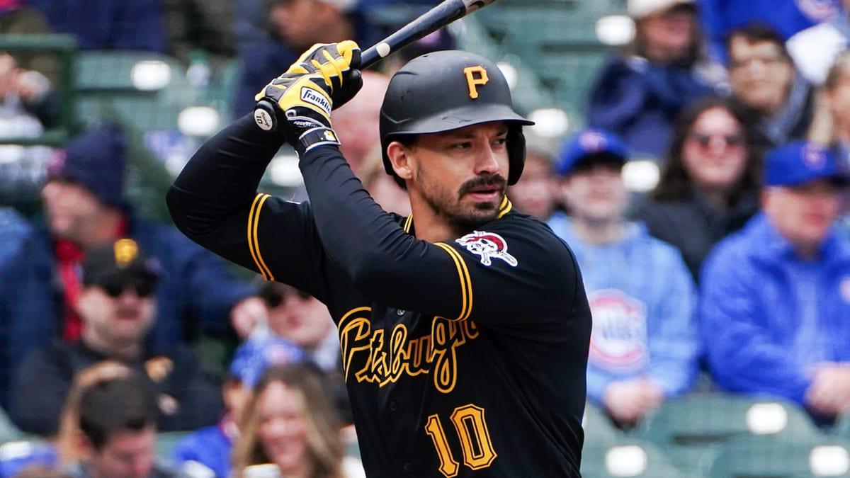 $!Reynolds y Mlodzinski se combinan para someter a Cachorros en el inicio de la serie