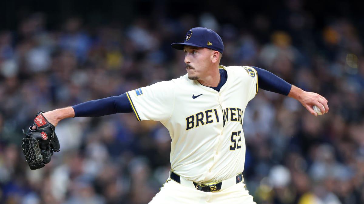 $!Pérez y García la botan y Reales alargan mal arranque de Cerveceros