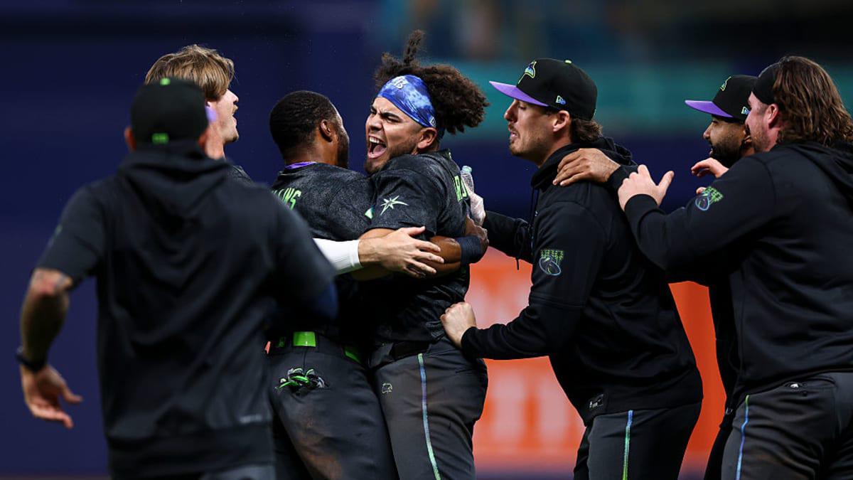 $!Jonathan Aranda firma el walk-off y Rays vencen a Yanquis