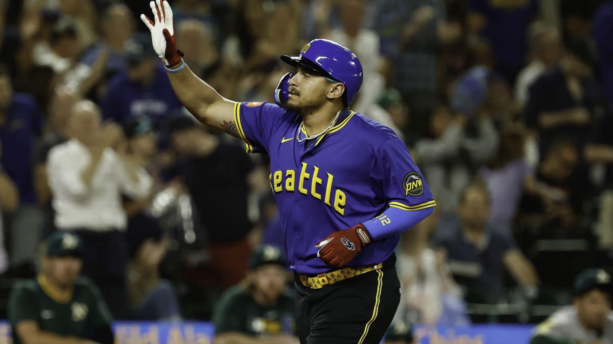 $!Andrés Muñoz salva con drama y llega a 30 rescates