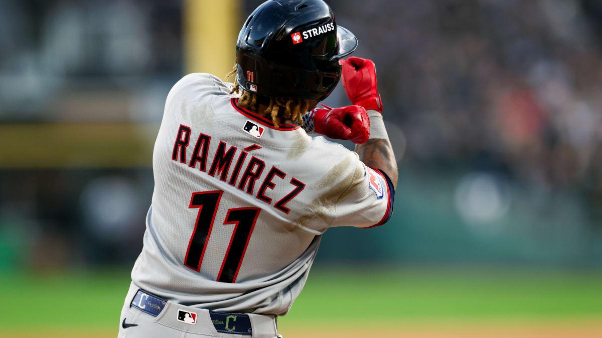 $!J-Ram exhibe todas sus herramientas y los Guardianes se niegan a caer