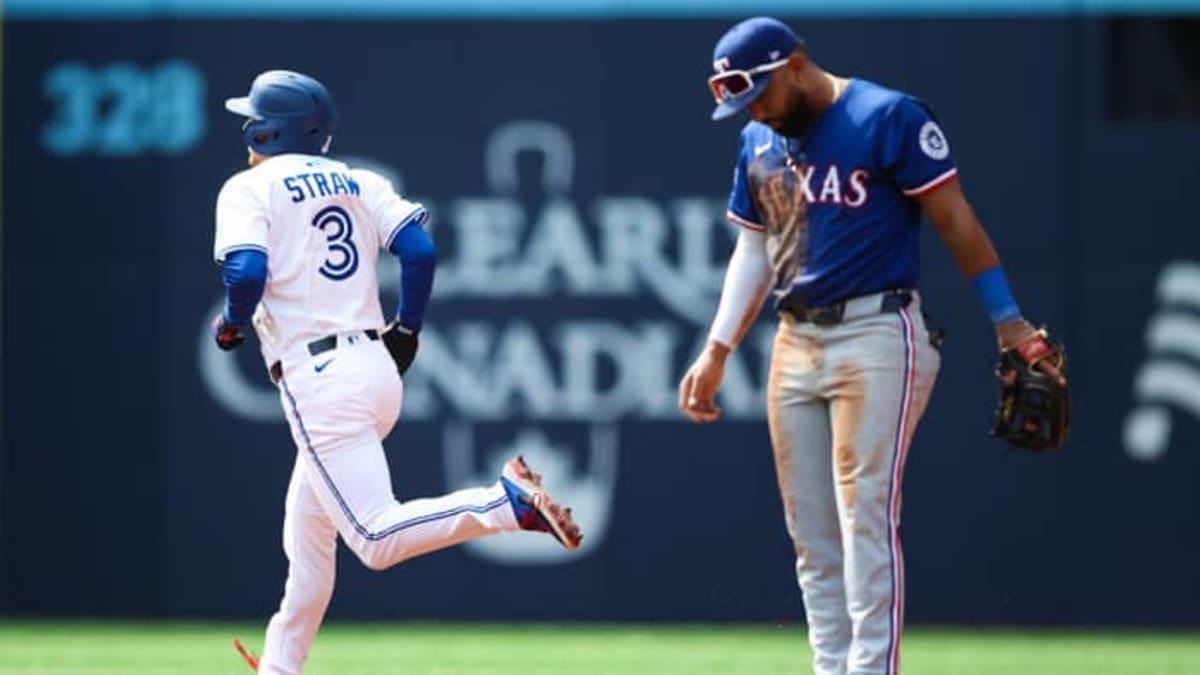 $!Inesperada jornada de Straw lidera aplastante triunfo de Azulejos