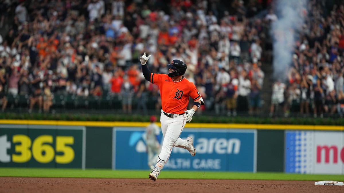 $!McGonigle brilla ante el equipo de su infancia y Tigres aplastan a Filis