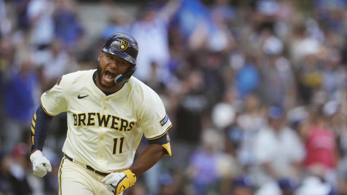 $!¡Chourio saca las escobas! Cerveceros dejan tendidos a Dodgers y sellan la barrida