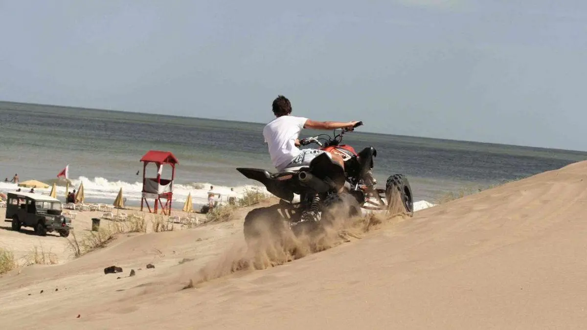 $!Tránsito de Ahome anuncia prohibición y decomisos de Razers que circulen en la arena en Semana Santa