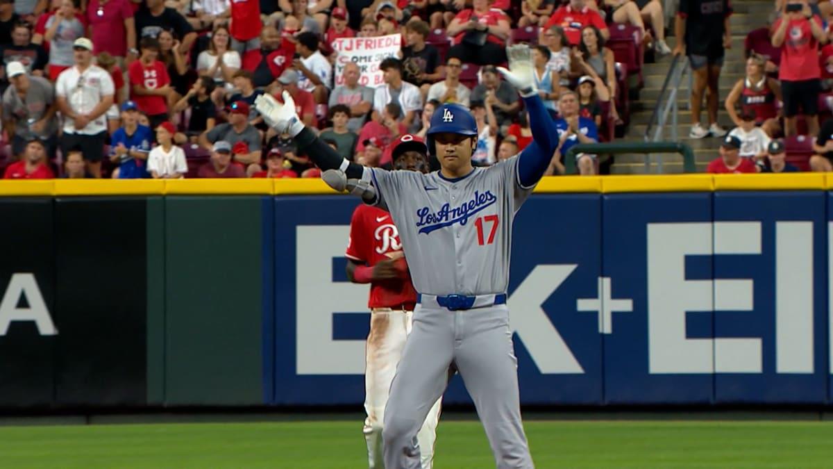 $!Yamamoto domina y Dodgers vencen a Rojos en victoria redonda