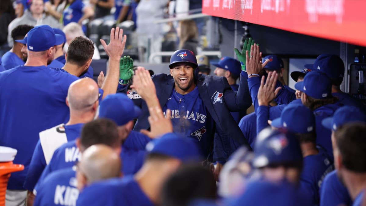 $!Azulejos barren a Yanquis y quedan solos en la cima del Este por primera vez desde el 2016
