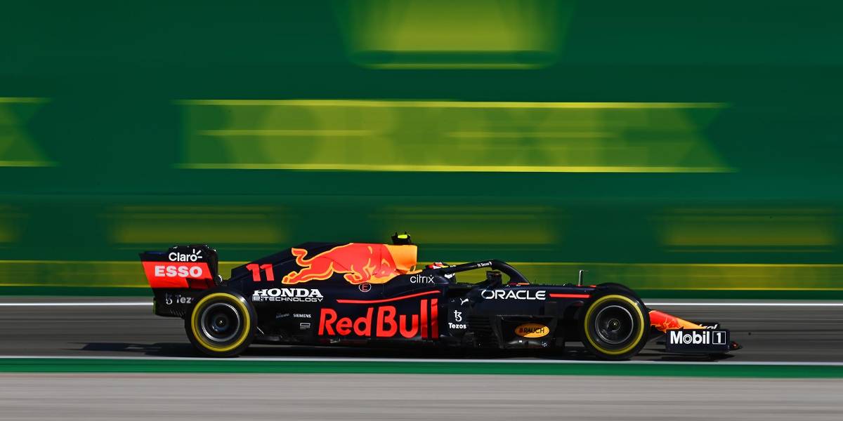 Checo Pérez finaliza tercero en GP de Italia, pero sanción le impide subir al podio Checo Pérez finaliza tercero en GP de Italia, pero sanción le impide subir al podio