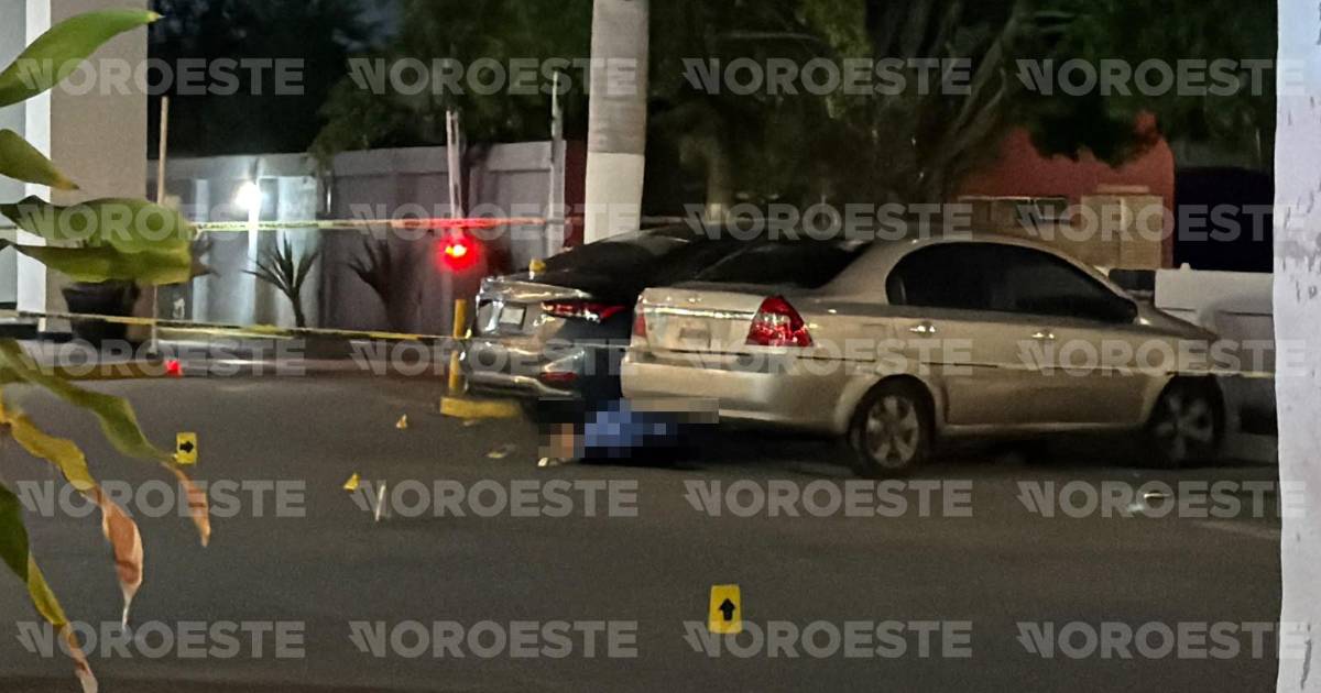 Asesinan a hombre en estacionamiento de plaza comercial de La Marina Mazatlán