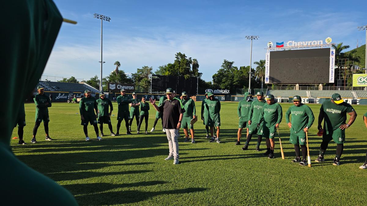 $!Dirige Fermín su primera práctica con Cañeros en la presente pretemporada