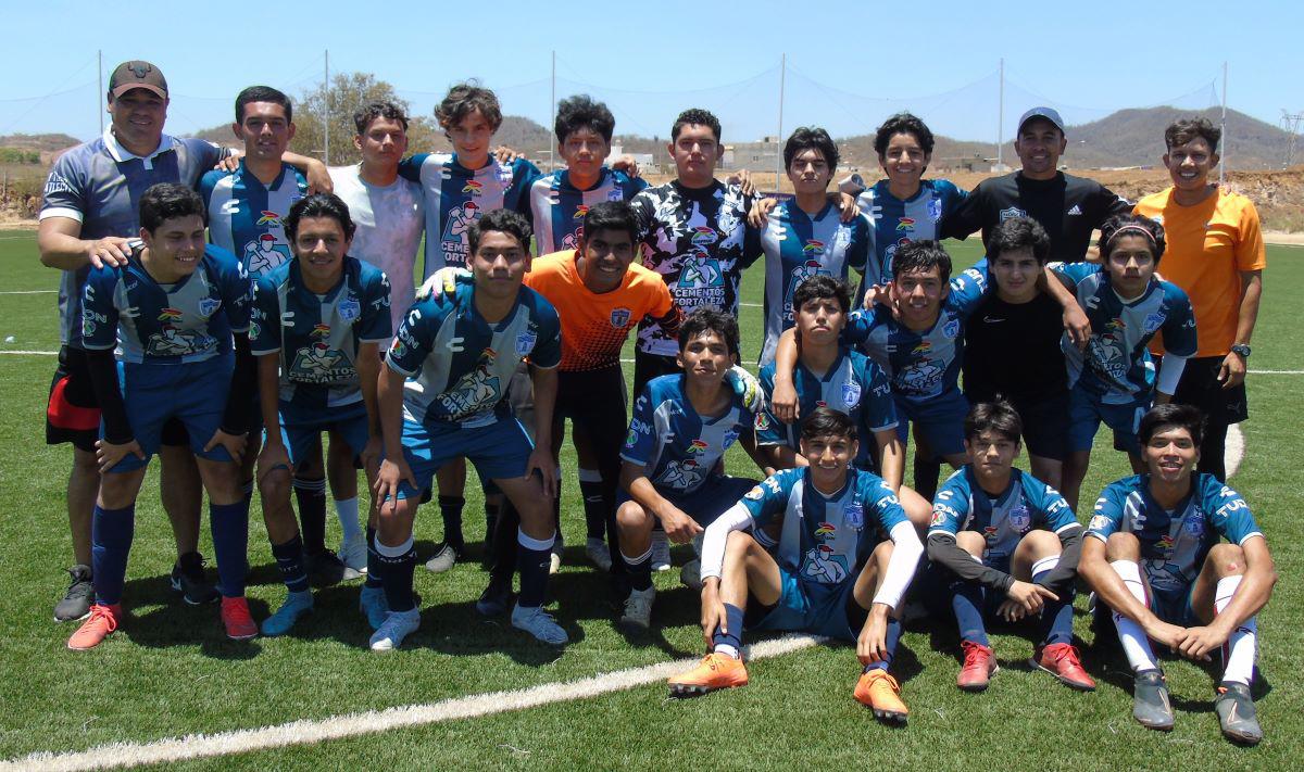 $!Mazatlecos conquistan 4 títulos en Copa Mazatlán de Futbol