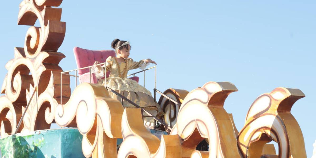 Aitana, la ‘Reinita’ viral del Carnaval de Mazatlán, lista para desfilar