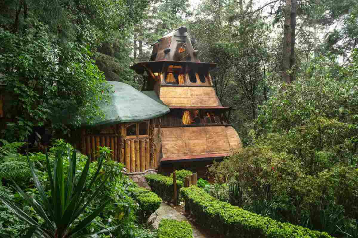 $!La casa es para dos personas y cuenta con observatorio.