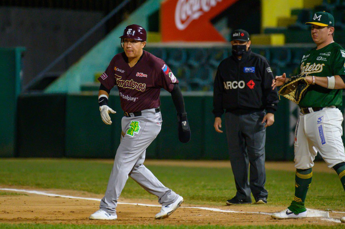 $!Tomateros de Culiacán inicia serie en Los Mochis con victoria