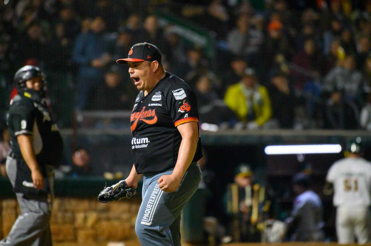 $!Cañeros se llevó la doble cartelera ante Naranjeros y son nuevos líderes